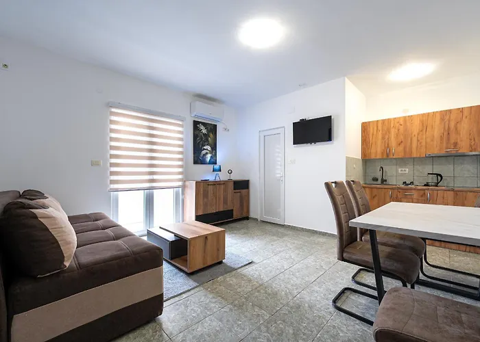 Apartments R&M