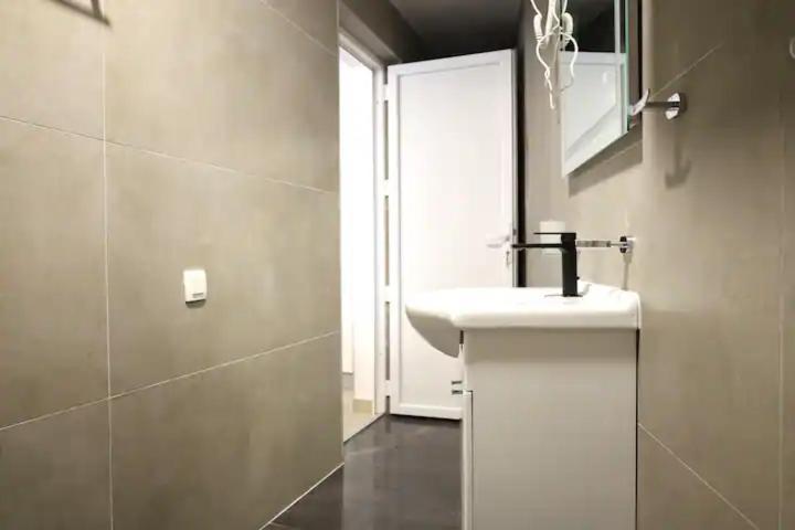 R&m Apartment *
