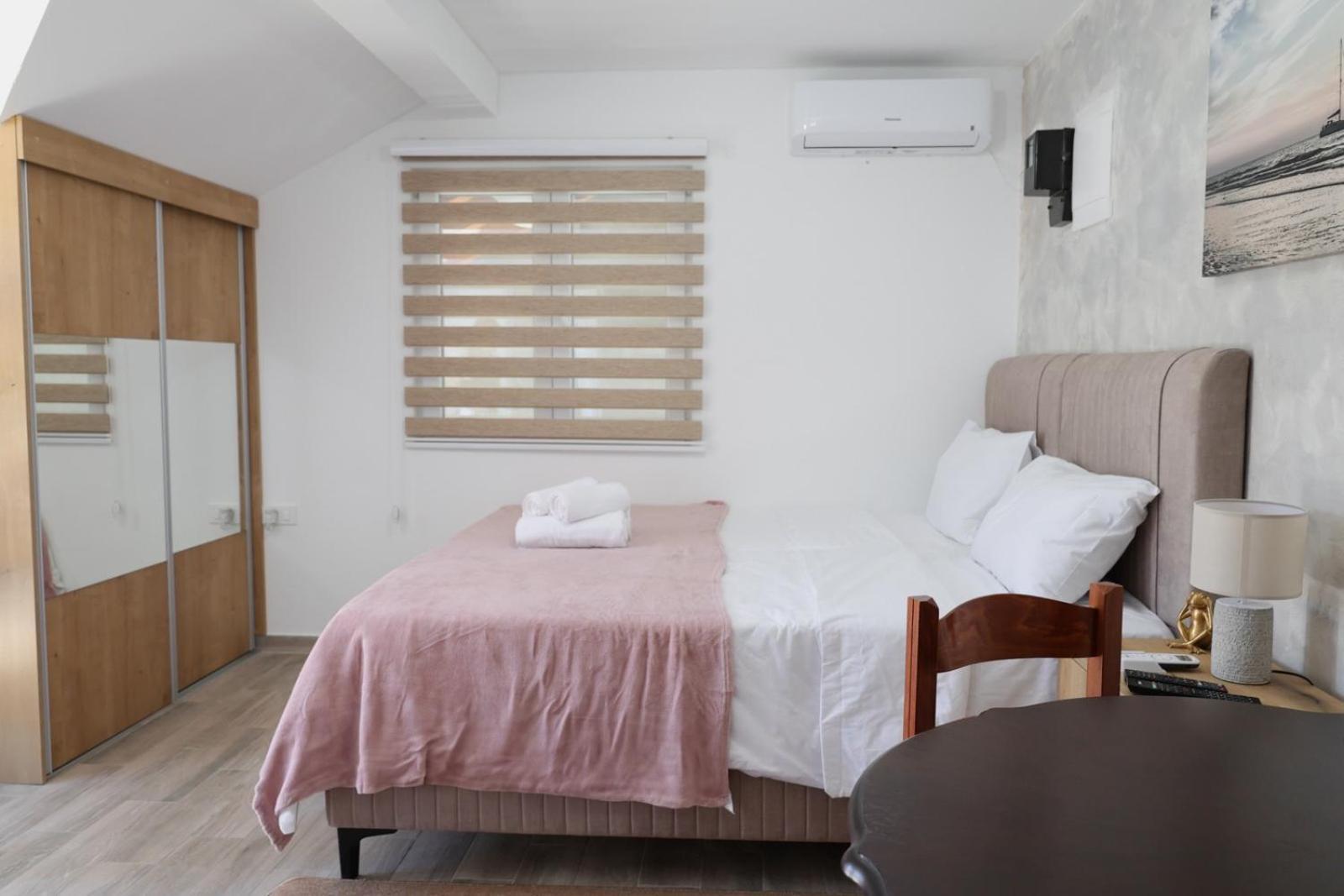 R&m Apartment Tivat